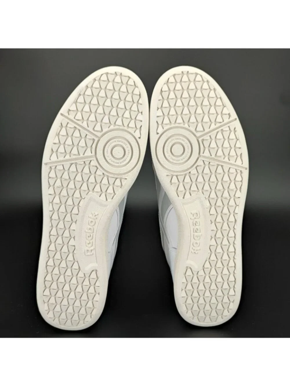 Reebok Finale Men's Size 10 Sneakers Leather White Low Top 1000200019